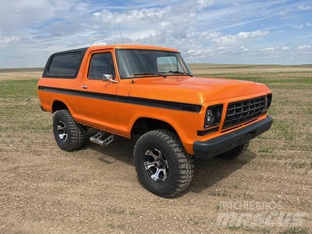 Ford Bronco Automobily