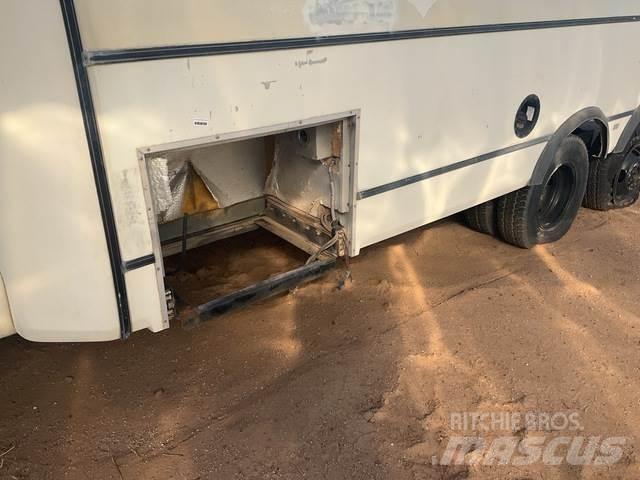 Ford E-350 Dodávky