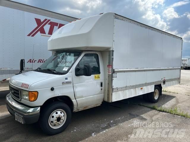 Ford E-350 Dodávky