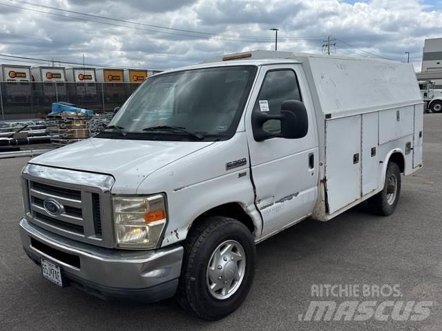 Ford E-350 Nakladacia/sklápacia bočnica