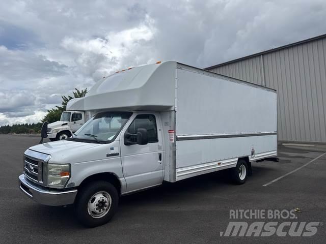 Ford E-350 Dodávky