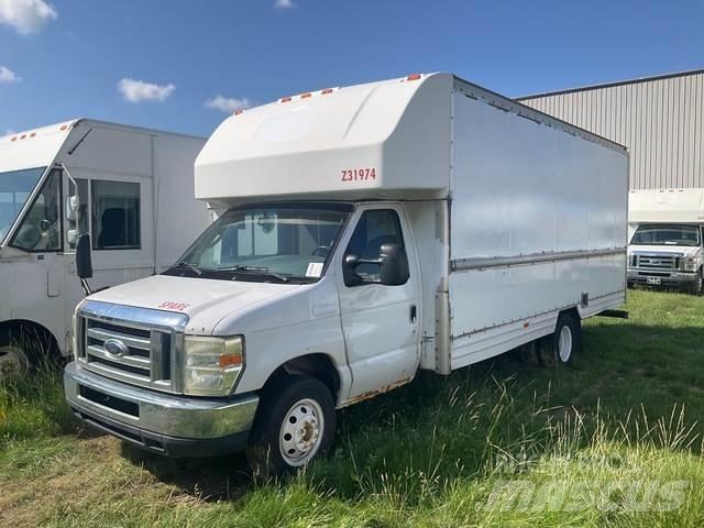 Ford E-350 Dodávky