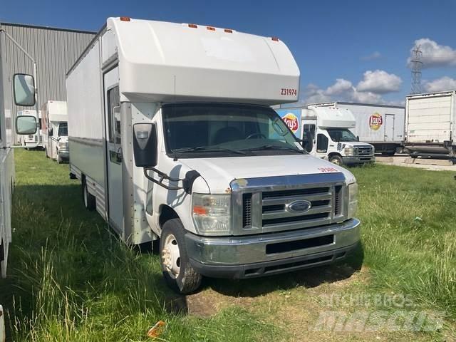 Ford E-350 Dodávky
