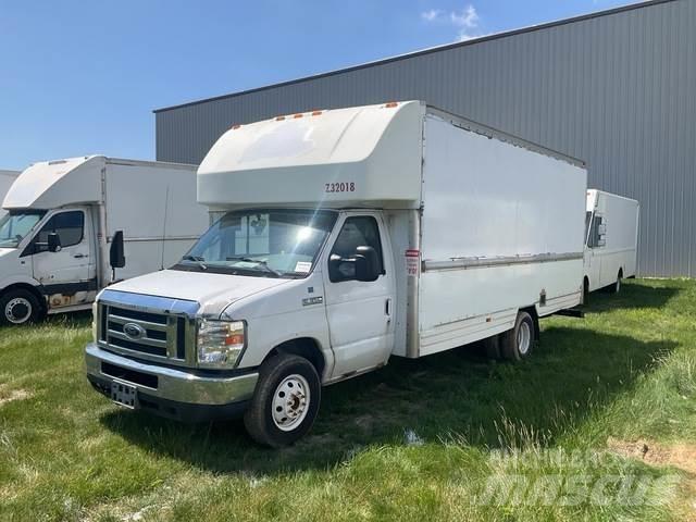 Ford E-350 Dodávky