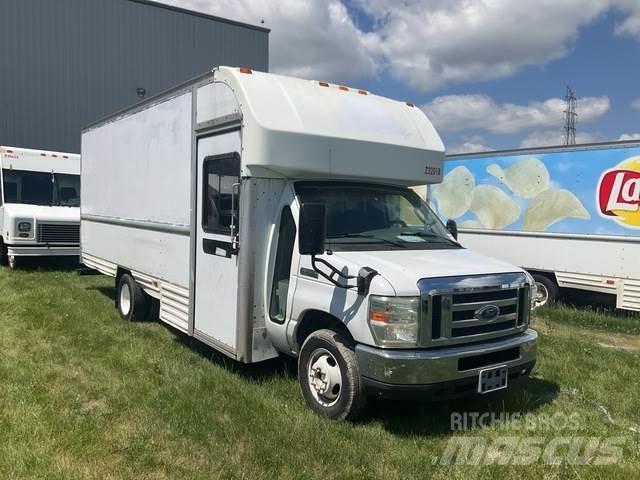 Ford E-350 Dodávky