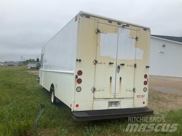 Ford E-350 Skriňová nadstavba