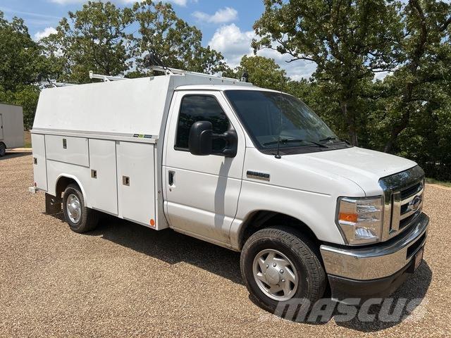 Ford E-350 Nakladacia/sklápacia bočnica