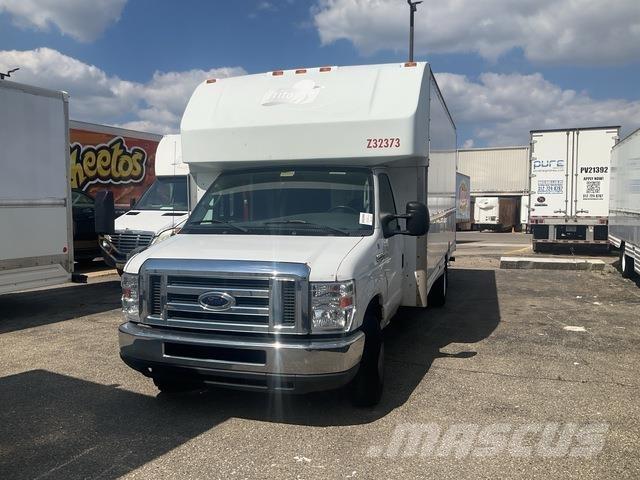 Ford E-350 Dodávky
