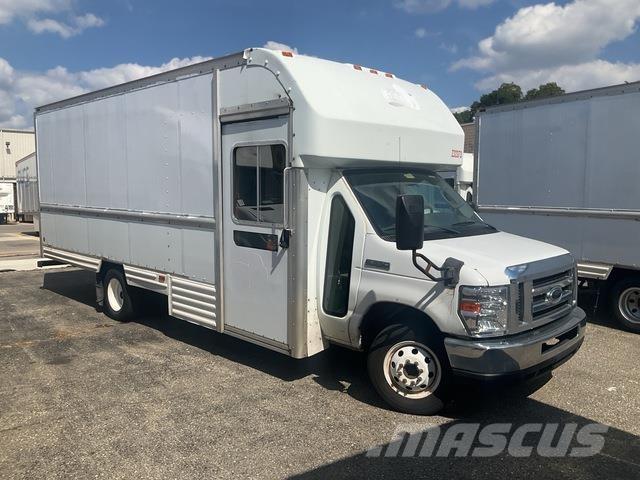 Ford E-350 Dodávky
