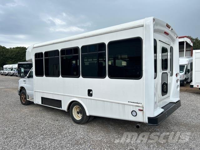 Ford E-350 Minibusy