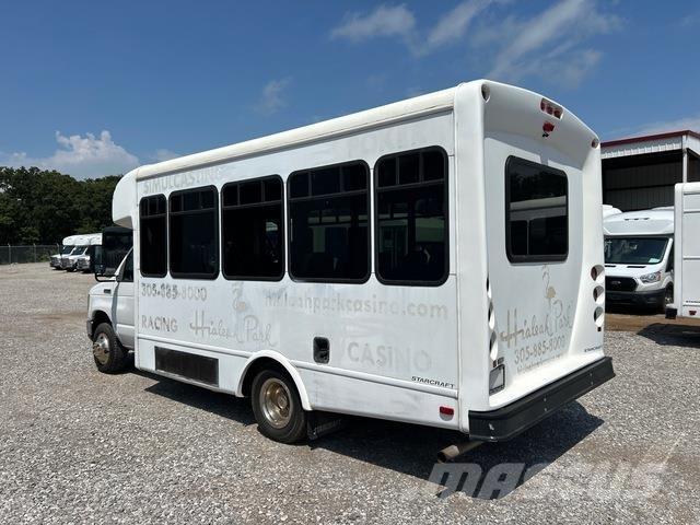 Ford E-350 Minibusy