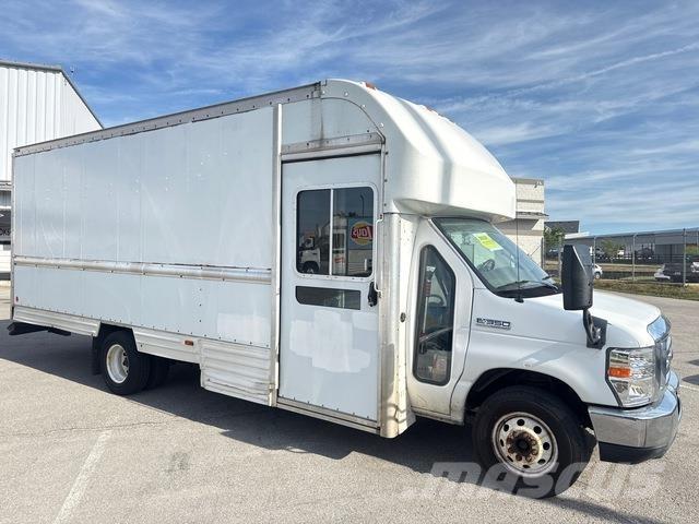 Ford E-350 Skriňová nadstavba
