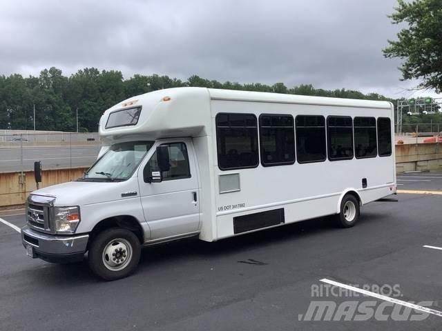 Ford E-450 Minibusy