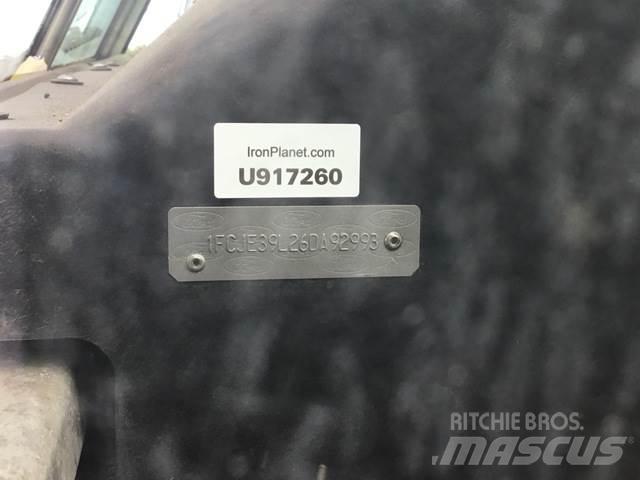 Ford Econoline Skriňová nadstavba