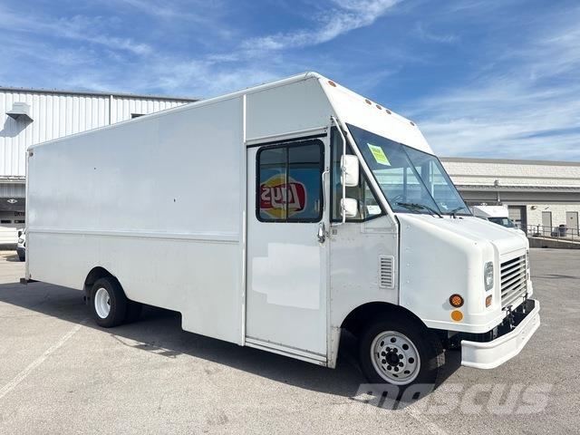 Ford Econoline Skriňová nadstavba