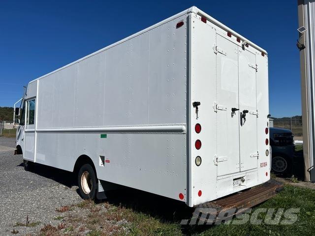 Ford Econoline Skriňová nadstavba