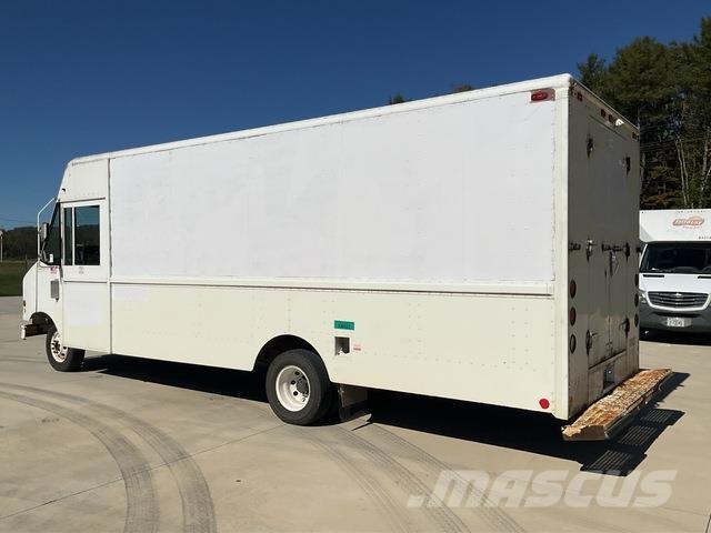 Ford Econoline Skriňová nadstavba