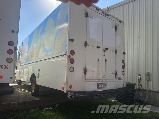 Ford Econoline Skriňová nadstavba