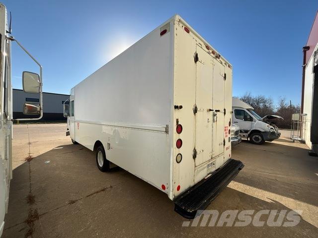 Ford Econoline Skriňová nadstavba