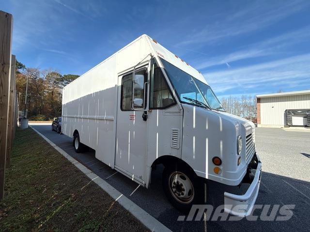 Ford Econoline Skriňová nadstavba