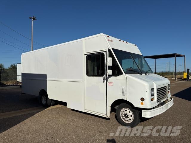 Ford Econoline Skriňová nadstavba