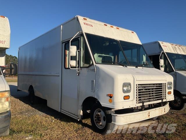 Ford Econoline Skriňová nadstavba