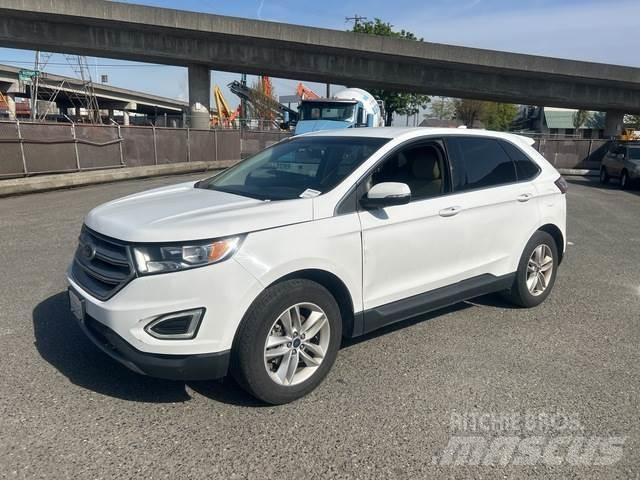Ford Edge Automobily