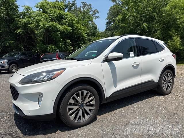 Ford Escape Automobily