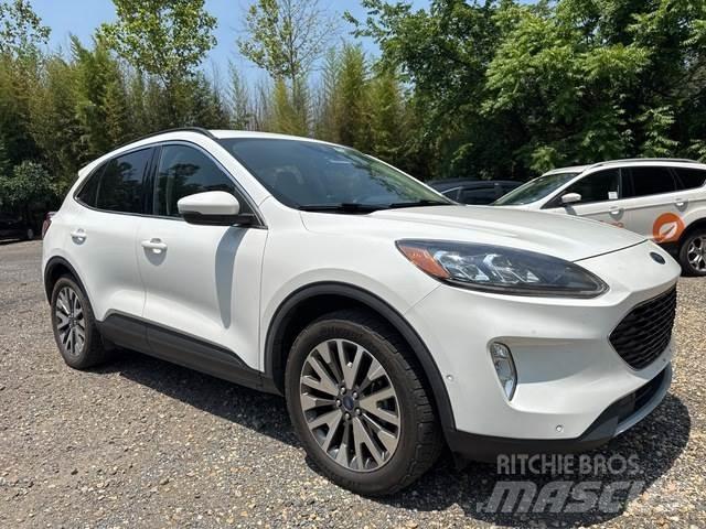 Ford Escape Automobily