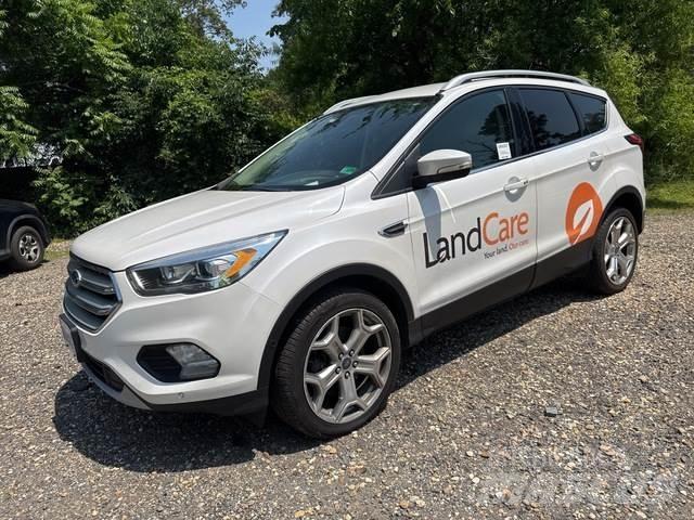 Ford Escape Automobily