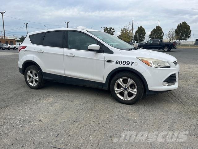 Ford Escape Automobily