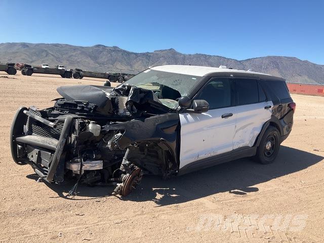 Ford Explorer Automobily