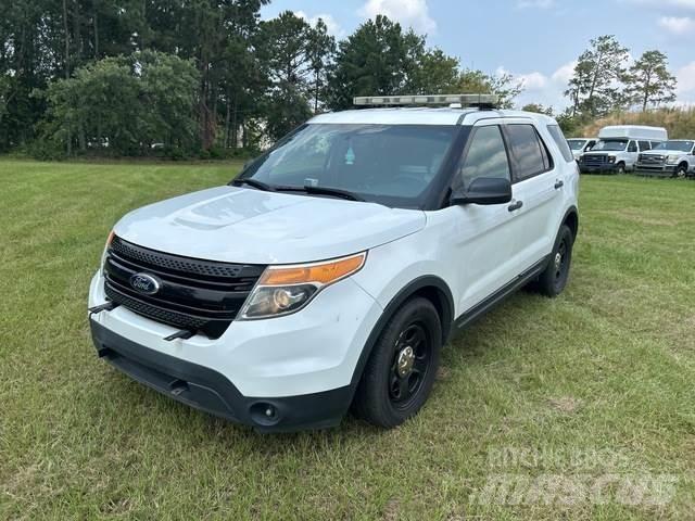 Ford Explorer Automobily