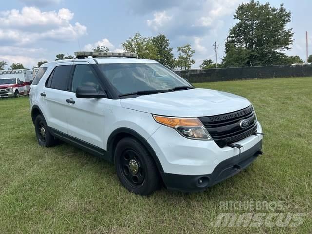 Ford Explorer Automobily