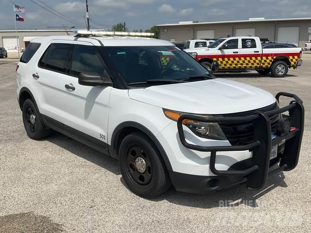 Ford Explorer Automobily