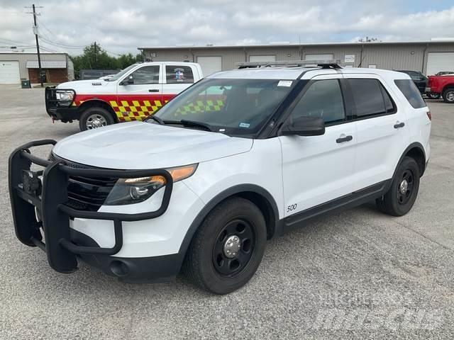 Ford Explorer Automobily
