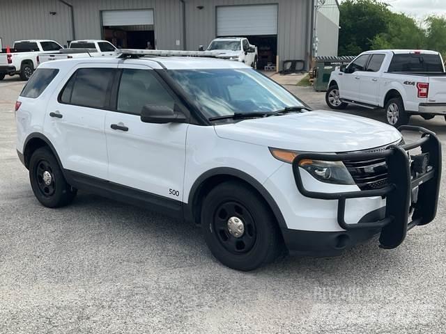 Ford Explorer Automobily