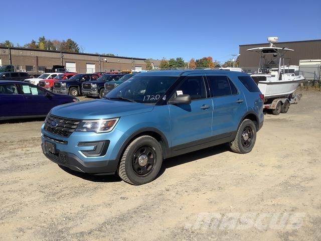 Ford Explorer Automobily