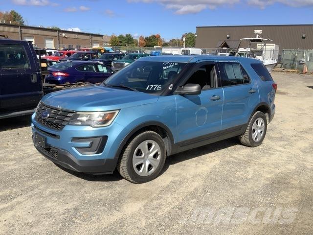 Ford Explorer Automobily