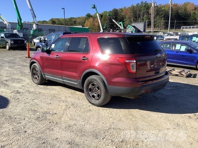 Ford Explorer Automobily