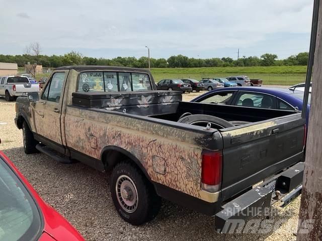 Ford F-150 Iné