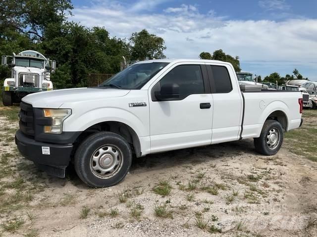 Ford F-150 XL Iné