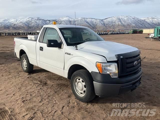 Ford F-150 XL Iné