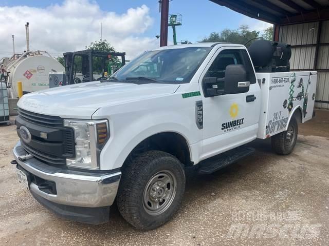 Ford F-250 Stavebníctvo - ostatné