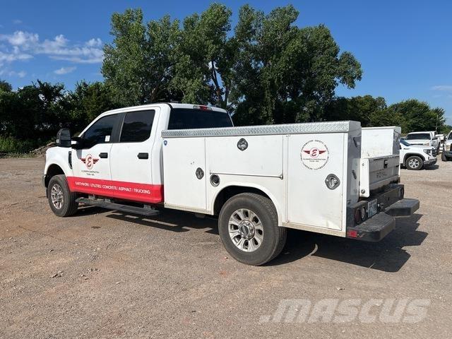 Ford F-250 Nakladacia/sklápacia bočnica