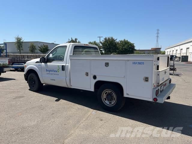 Ford F-250 Nakladacia/sklápacia bočnica