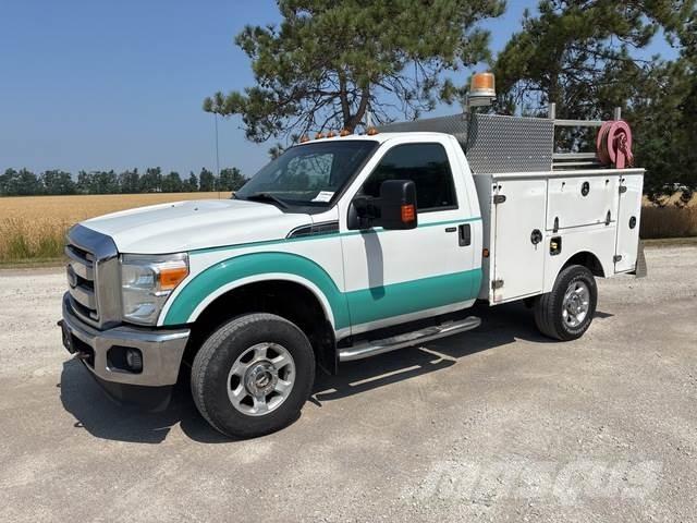 Ford F-250 Nakladacia/sklápacia bočnica