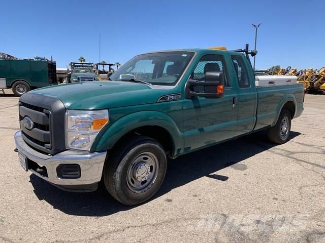 Ford F-250 Iné