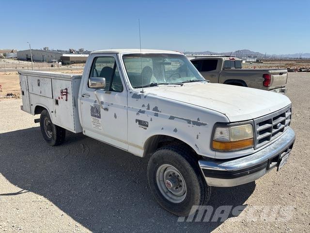 Ford F-250 Nakladacia/sklápacia bočnica