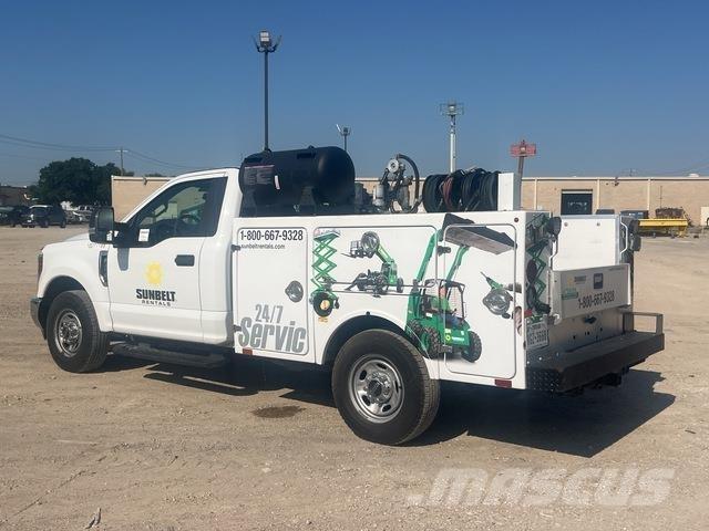 Ford F-250 Komunálne / Multi-úžitkové vozidlá